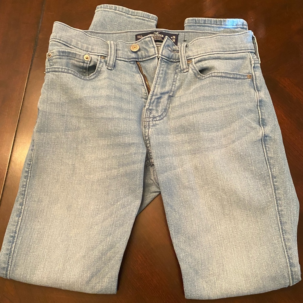 Hollister mens 26x30 jeans
